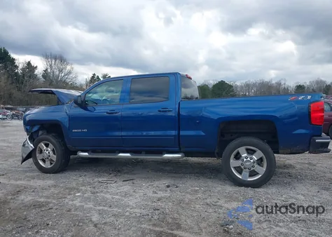 2018 Chevrolet Silverado 2500Hd Lt z USA, uszkodzony, nr VIN 1GC1KVEG3JF114283